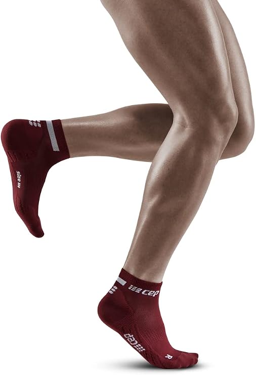 The Run Low Cut Socks 4.0, Dark Red, Men, V