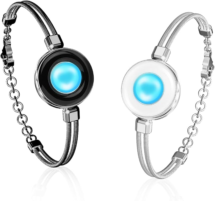 TOTWOO Long Distance Touch Bracelets with Vibration Function Smart Jewellery His and Hers Couples Matching Bracelets Sun and Moon Pattern Couple Gifts Pair One-to-One via Bluetooth Love Relationship