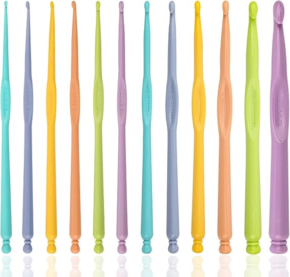 Plastic Crochet Hooks 12 pcs Different Sizes (2.0mm - 10.0mm) Crochet Needles QLRFFLJOY Colorful Crochet Hook Set DIY Yarn Weaving Tools for Scarf Hat Gloves Knitting