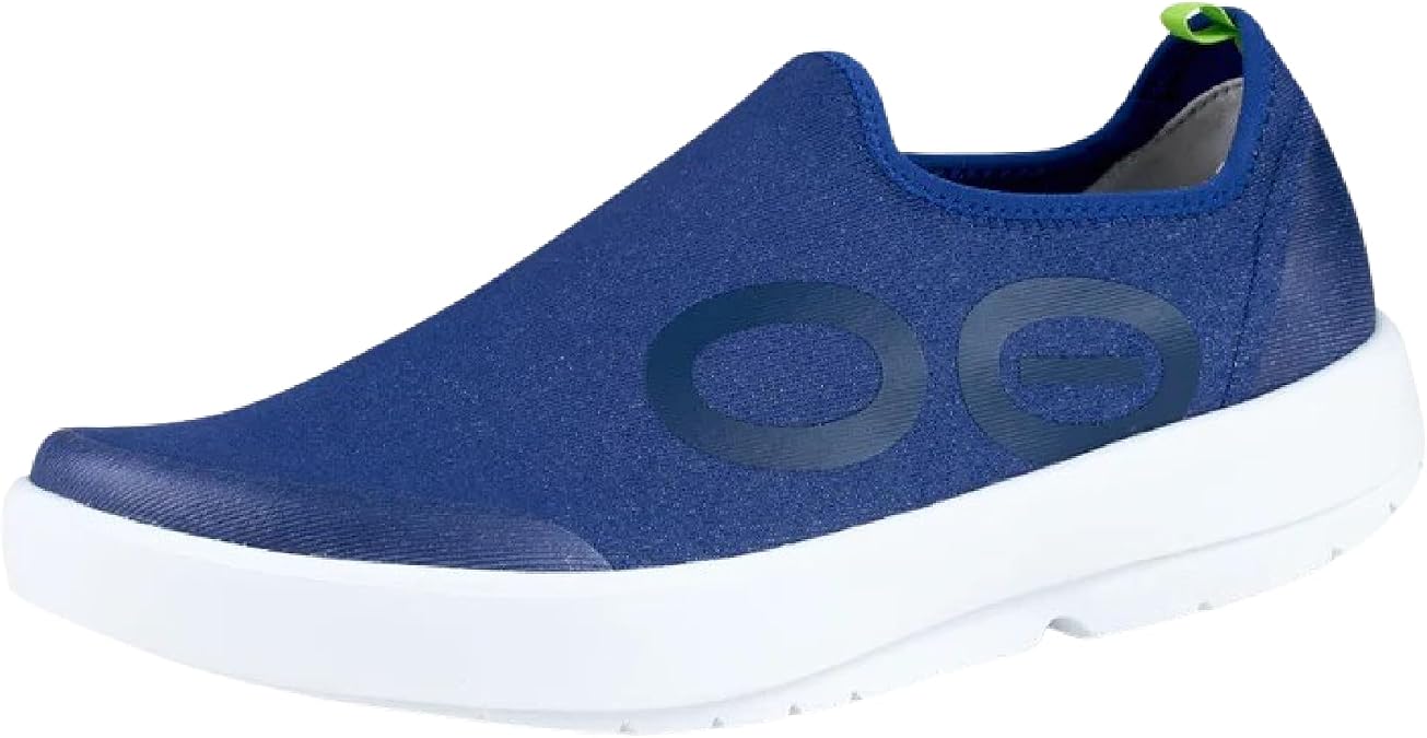 OOFOS OOmg eeZee Low Recovery Shoe - Mens