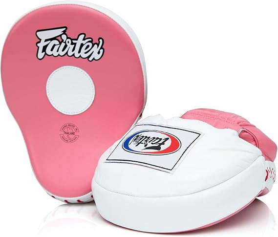 Fairtex FMV9 輪郭付きフォーカスミット | ボクシング、ムエタイ、キックボクシングの印象的な精度と保護 | 人間工学に基づいたデザイン、ソフトパッド、しっかりとしたフィット感のレザー