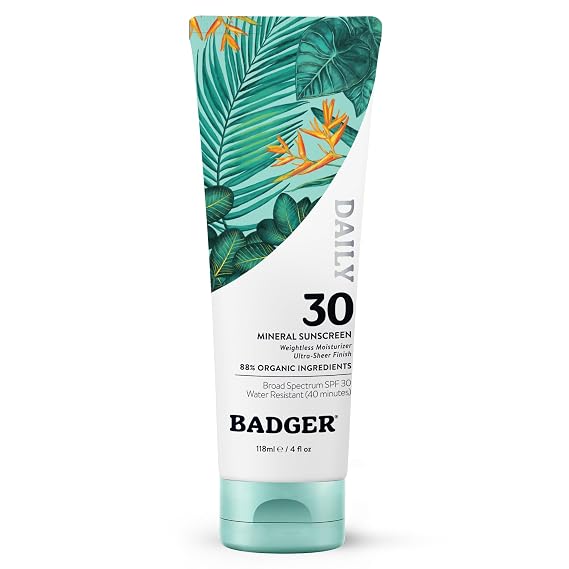 Badger Mineral Daily Sunscreen SPF 30, Zinc Oxide, No White Cast, 4 fl oz | Lightweight, No White Cast, Moisturizing, Organic, Reef Safe, Vegan Unscented, Daily mineral sunscreen, Easy apply sunscreen