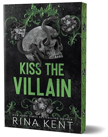 Kiss the Villain (Deluxe Edition): A Professor-Student M/M Romance